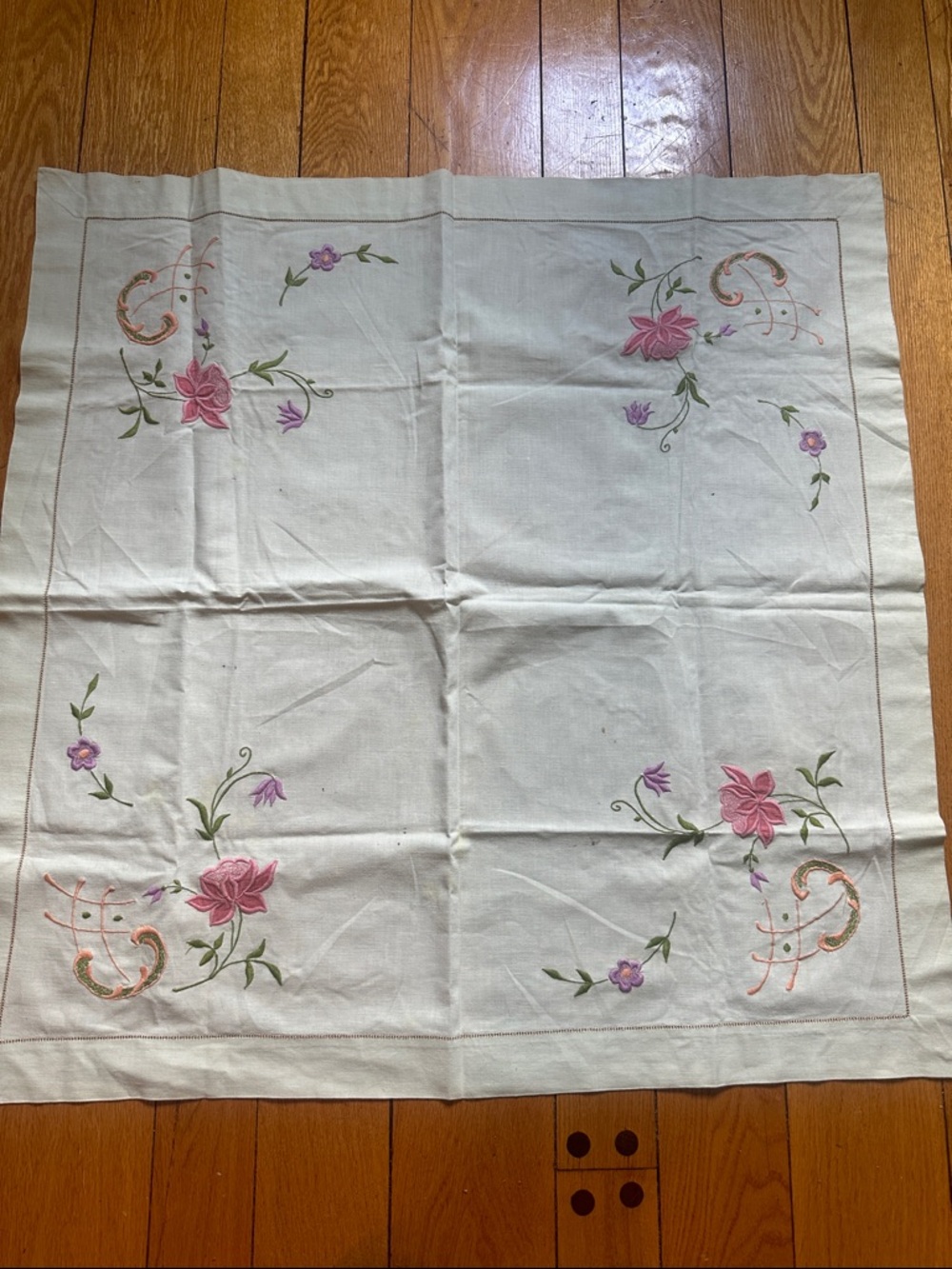 Small vintage floral embroidered tablecloth